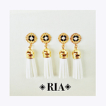 【WHITE】♢Vintage風タッセルピアス♢　❤100