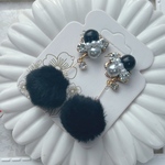 ファーボール♡ビジューピアス♡イヤリング