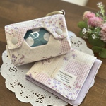 ＊【セット品】ポータブルティッシュケース  6重ガーゼハンカチ＊プチギフトに♡ 淡いパープル系小花柄 