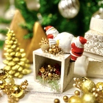 クリスマスオブジェ🎄頑張るサンタさん…