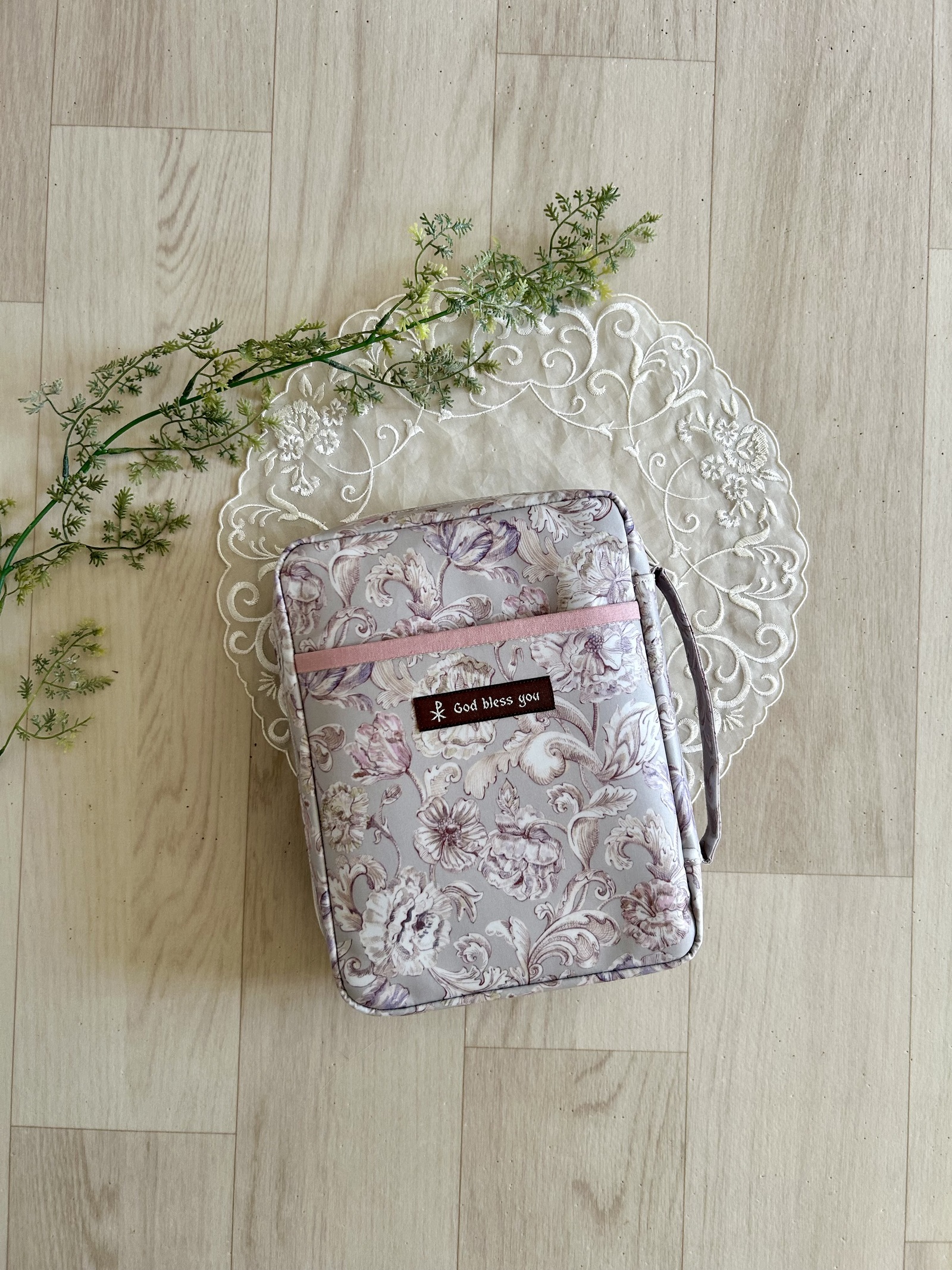 バイリンガル聖書カバー - chikurin | minne byGMOペパボ 国内最大級の