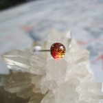 緋の守護竜★一粒ピアス（ドラゴンズブレス）片耳用★ｱﾚﾙｷﾞｰ対応