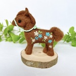 春呼ぶ馬　羊毛フェルト置物　　