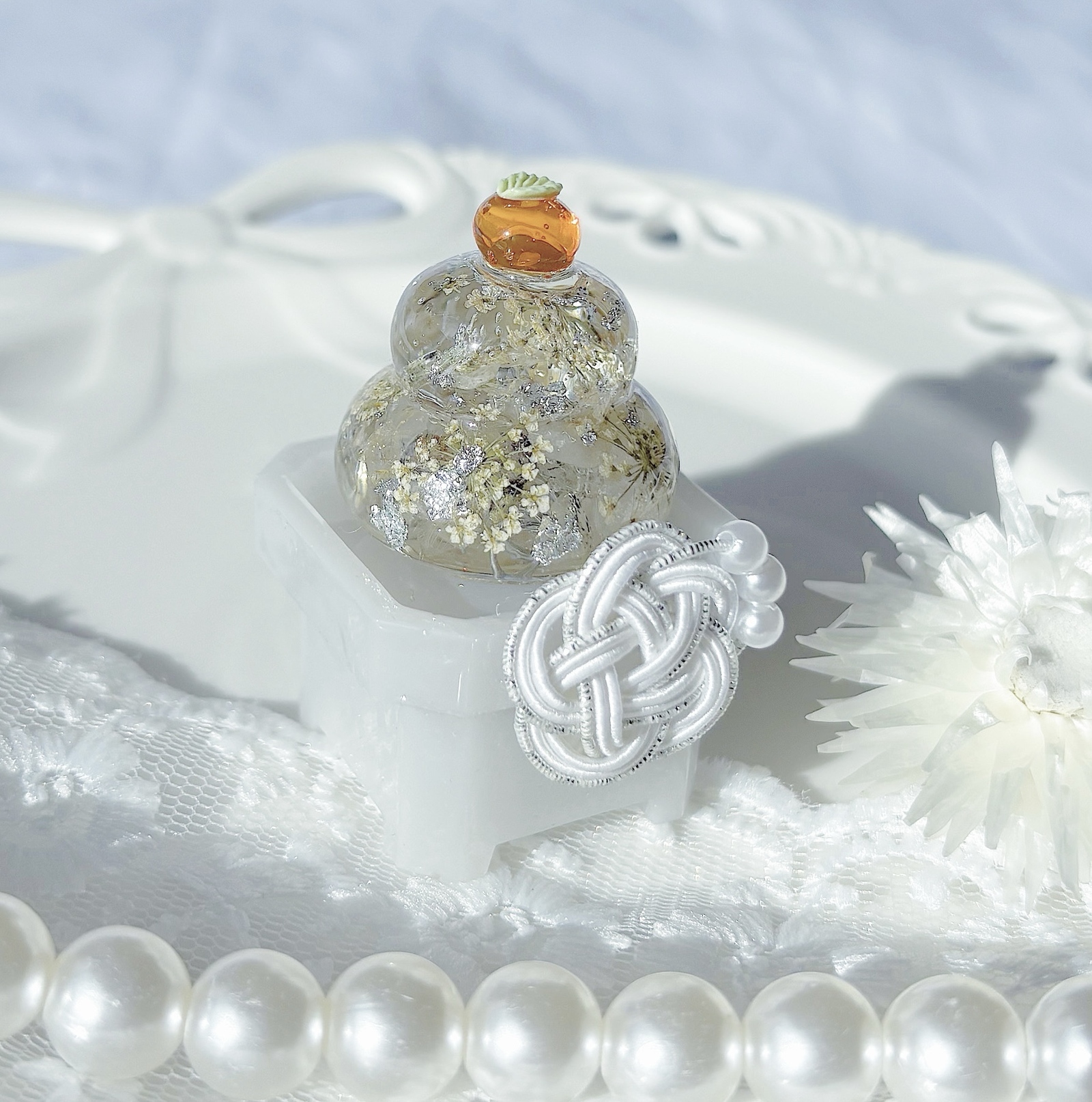 牡丹のお花型のオルゴナイト♥Milkyさま♥専用です 高品質】金魚くまちゃんオルゴナイト - mimaru1211 | minne byGMO