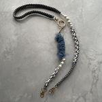 《mogu様専用》⭐︎2way⭐︎【パールビーズ&レース付】パラコードスマホショルダーストラップ（ダークグレー×ホワイト）くすみブルーレース