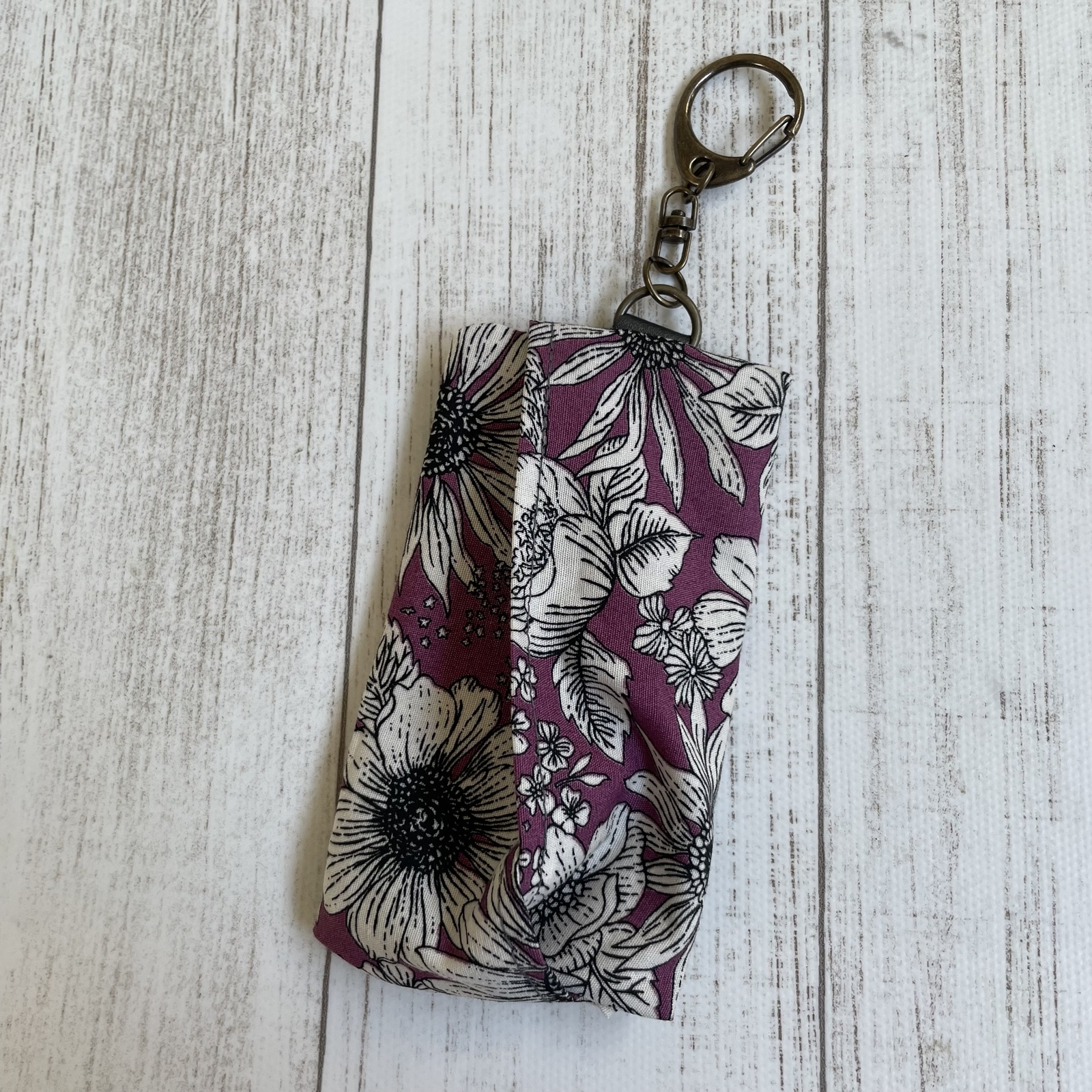 ティッシュケース　デコケース　ハンドメイド　キラキラ　パープル スマホケース iPhone16 Plus Pro レディース アイフォンケース