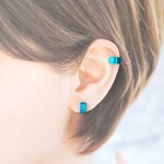 【再販×68】〈痛くない〉ブルーフラットリングイヤリング・イヤーカフ・フェイクピアス・イヤークリップ〈直径約11㎜、幅約5㎜〉(両耳用)(手で調節可能)  管理No.1193