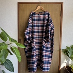 naturalフランネル紺チェックバルーンワンピース