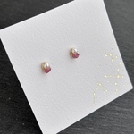 天然石 ピンクトルマリンとパールの小さいピアス　イヤリング　小粒　5mm アレルギー対応　小ぶり　一粒　プチ　レジン　サージカルステンレス316L　樹脂　シンプル　小さめ　揺れない　極小　控えめ