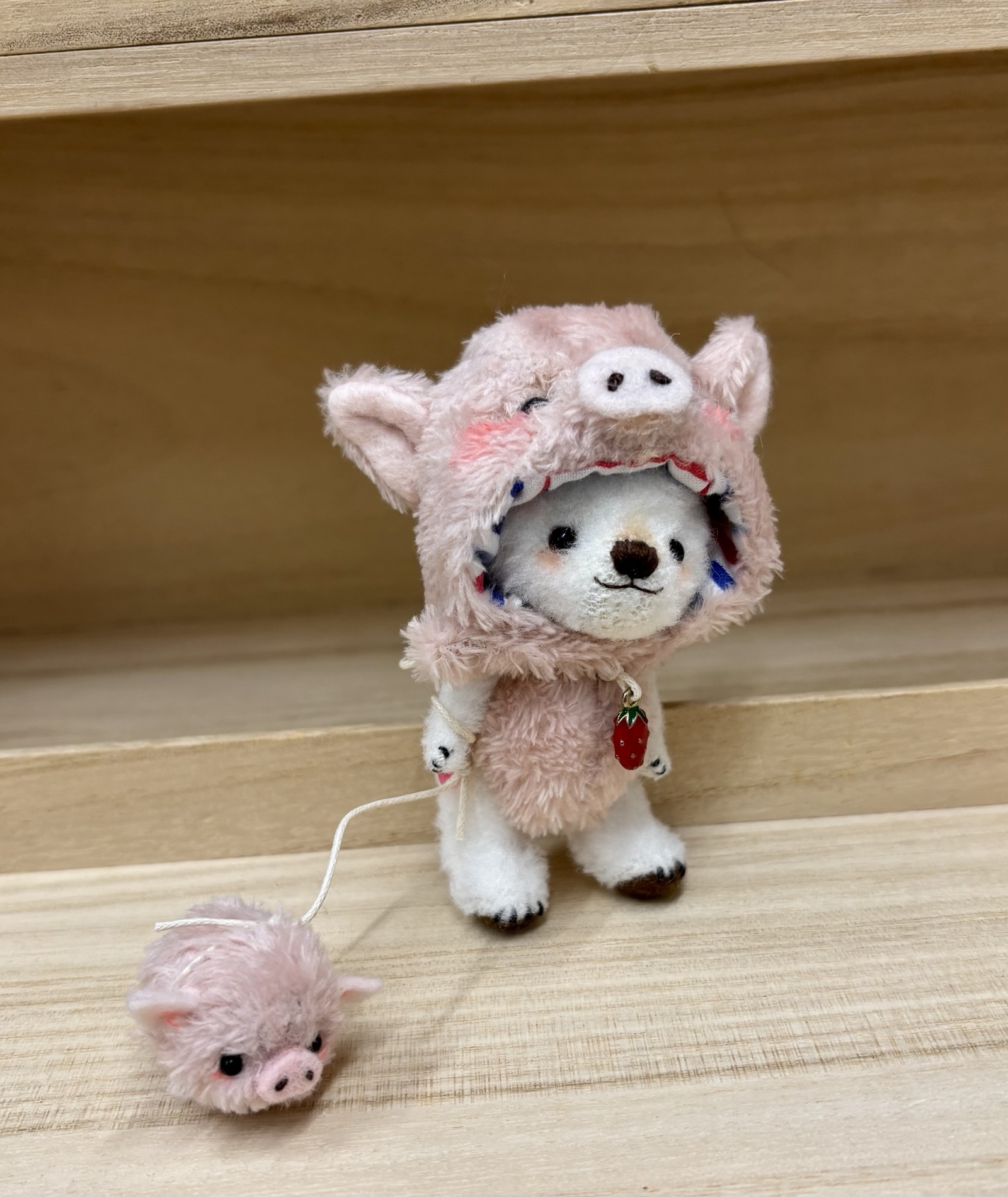 ハンドメイドリアルテディベア風クマあみぐるみ羊毛フェルト一部使用