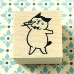 デブ猫ハチワレがマイクで熱唱するラバースタンプ