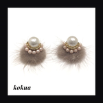 送料無料✯ ファーピアス