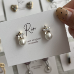 当店売上no３💐冬のきらめきSWAROVSKI×コットンパール ころんと小さな繊細ピアス レジン 星 光る スワロフスキー キラキラ 小さい 1粒 華奢 繊細 30代 40代 50代