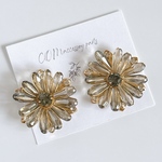 152)２個(１ペア) / 30mm / フラワーパーツ / ハンドメイドパーツ /アクセサリーパーツ / ピアス / イヤリング / 花 / カボション / インポート / グレー