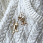 骨恐竜ピアス（しずく&パール）