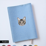 文庫サイズ キジトラ 刺繍 名入れ可能 ブックカバー ギフト honok