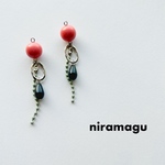 pink beads×ball chain pierce
