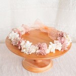 くすみピンクの花冠　(赤ちゃん・子供用)　ベビー　キッズ　プリザーブドフラワー　おうちフォト　誕生日　リングガール　ピンク　ホワイト　かすみ草　ベビークラウン　花かんむり　結婚式　七五三