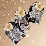 （梅）元巫女が作る花のお守り袋