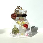 【送料込】雪恋の巾着　レジンキーホルダー　シェイカー　スノードーム風