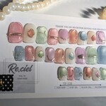 事前サイズ測定不要★現品販売★ネイルチップ24枚セット完成品　ニュアンスネイル　カラフル　マグネットネイル