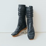 【足パーツを外さない】牛革｢長め｣ミドル丈ブーツ