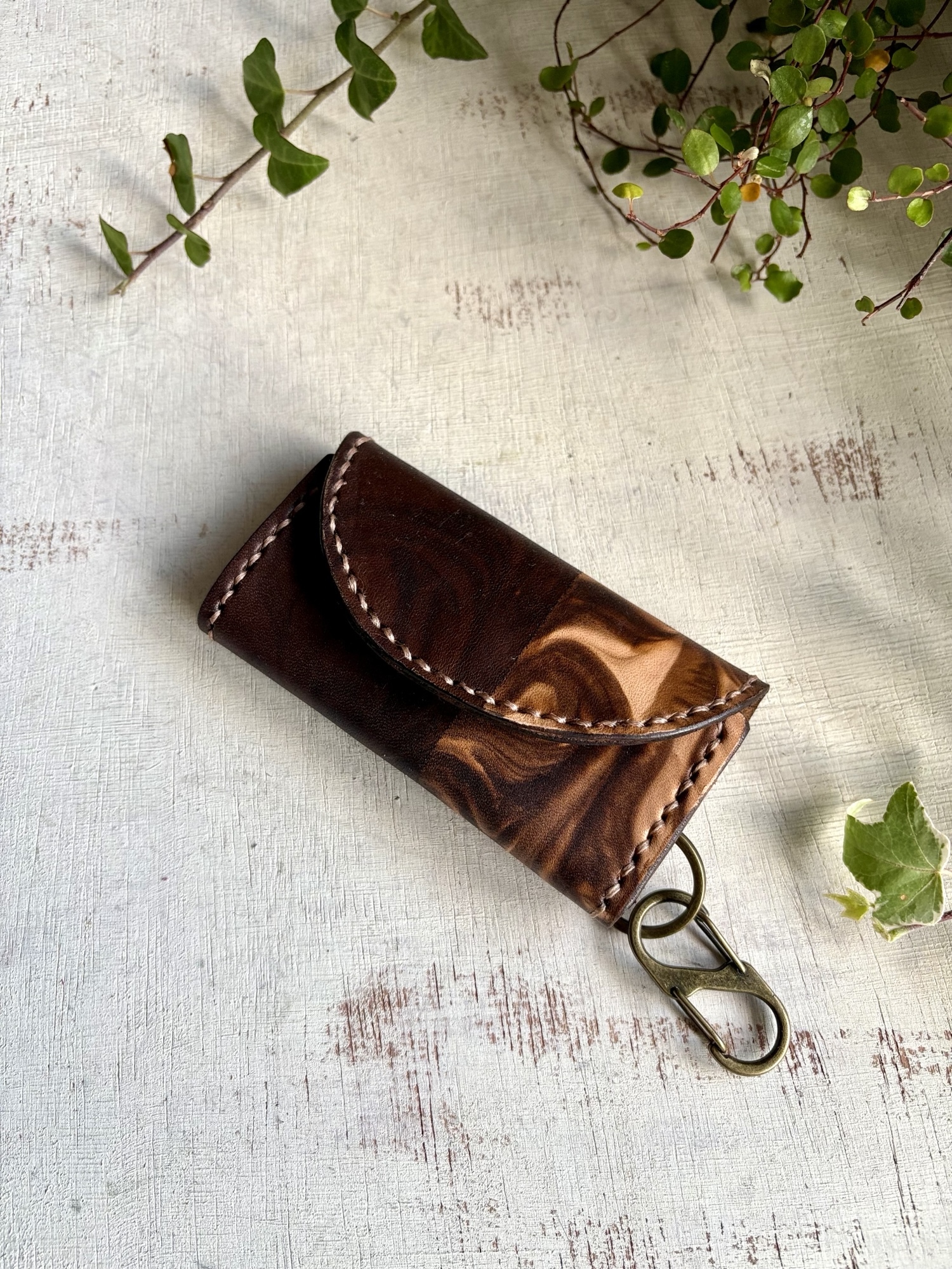 ヌメ革ナチュラルローズ型押しの大人可愛いシザーケース - coocs works