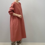 起毛コットンのワンピース。ピンコッタ。ポケット付き【即納】