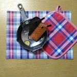 レザークラフト　アウトドア、キャンプに～スキレットパン持ち手カバー（２サイズ/本革）＆ミニマット（２種）セット　＃５