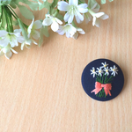 花束に込めて＊刺繍ブローチ