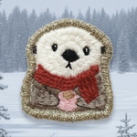 マフラーラッコのほっこりブローチ