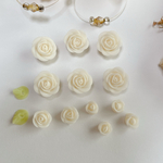 薔薇　パーツ ローズ   樹脂粘土　ホワイト　3