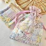 リバティプリントのパッチワーク巾着／Lovely Liberty print Patchwork Drawstring Pouch
