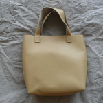 牛革 本革 ソフト スムース  レザー  ミニトートバッグ　ナチュラルオークル　薄いイエロー