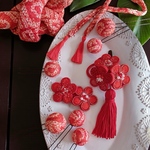【na0o0o0様専用出品】七五三髪飾り 絹糸を使った刺繍ビーズの髪飾り 赤 ＆ かのこ ちんころ 和玉かんざし セット