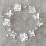 ホワイトフラワーの貼るウェディングアクセサリー＊造花＊ボディージュエリーシール＊結婚式＊披露宴＊ギフト＊二次会