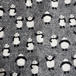 生地　パンダ柄　グレー　50cm✖️110cm幅
