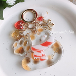 冬の三毛猫さん♬.*ﾟレジンキーホルダー レジンキーホルダー