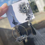 【日替わりゲリラセール￥6850→￥4850】芳月下美人 ブラック🖤⋆͛*͛揺れる ピアス イヤリング