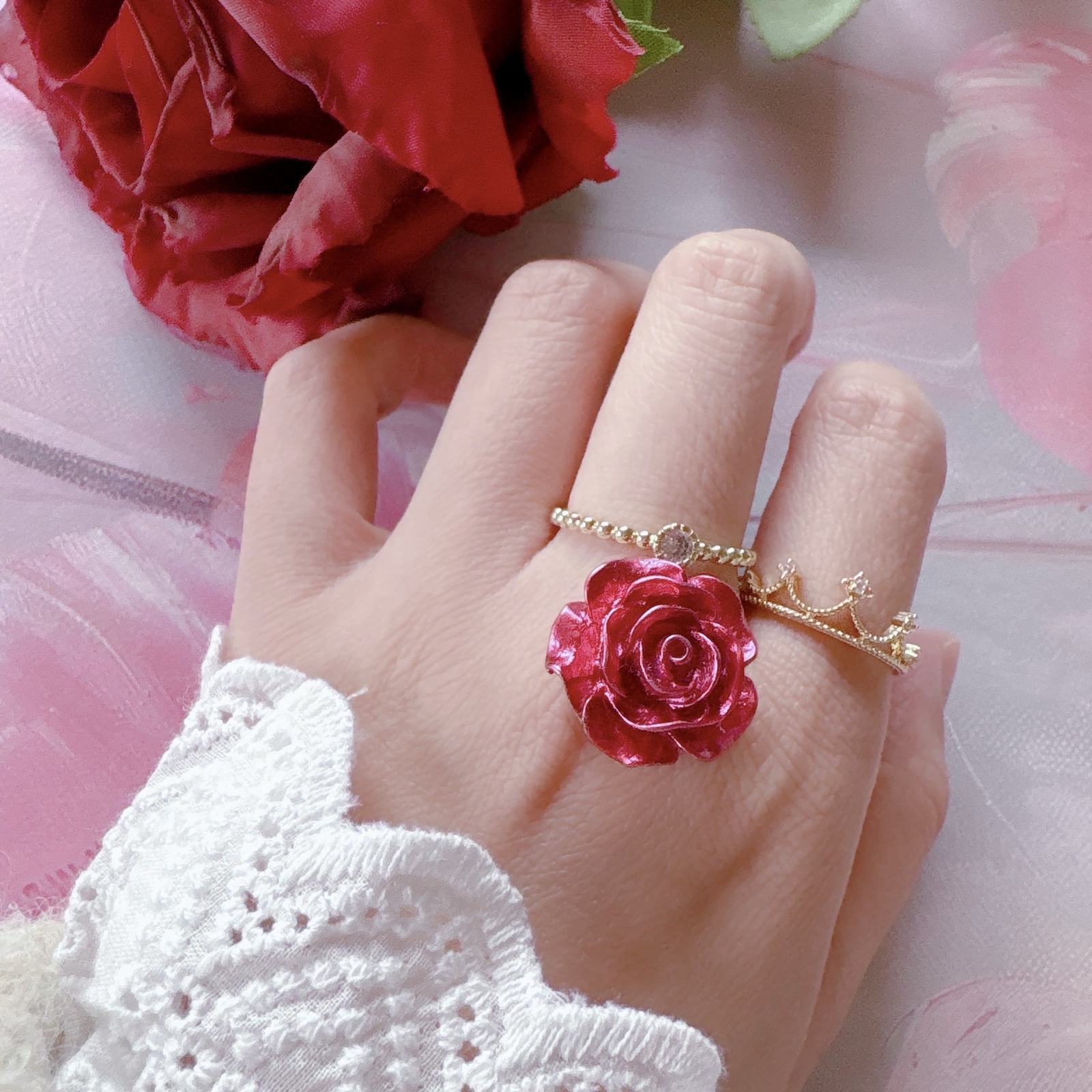赤い薔薇バラのロングピアス・イヤリング～花 フラワー 結婚式