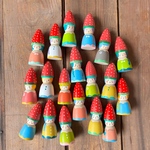 イチゴ頭のこけしちゃん