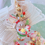 あにまるXmasパフェ　フェイクフード　ハンドメイドレジン　キーホルダー　クリスマス　