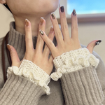 フリルがかわいい❣️付け袖WH