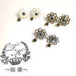 和・秋冬の透かし華ガラスピアス