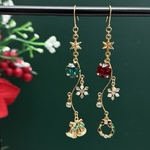 -Holiday Star Parade- クリスマスリースとベルの華やぎロングピアス イヤリング イヤーカフ