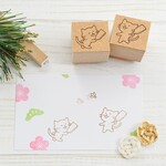 羽根つきをする猫ちゃんのはんこ
