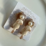 アンティークフラワー×しがみつき猫ちゃんのピアス