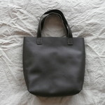 牛革 本革 レザー ミニトートバッグ　ビター チョコレート ブラウン