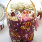 【ラミネート】ハロウィンバケツ型バッグミニ　パープル　 キャラメルポーチ付