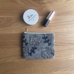 mina perhonen　yula  ミニポーチ　グレー　ミナペルホネン の 刺繍生地 